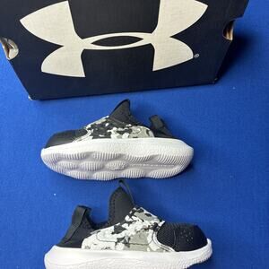 UNDER ARMOUR SHOE INFANT UA BINF RUNPLAY CAMO 3025318-001 Size 10k